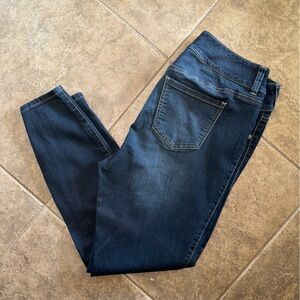 LIKE NEW Torrid - Jegging Skinny Super Soft High-Rise Jean